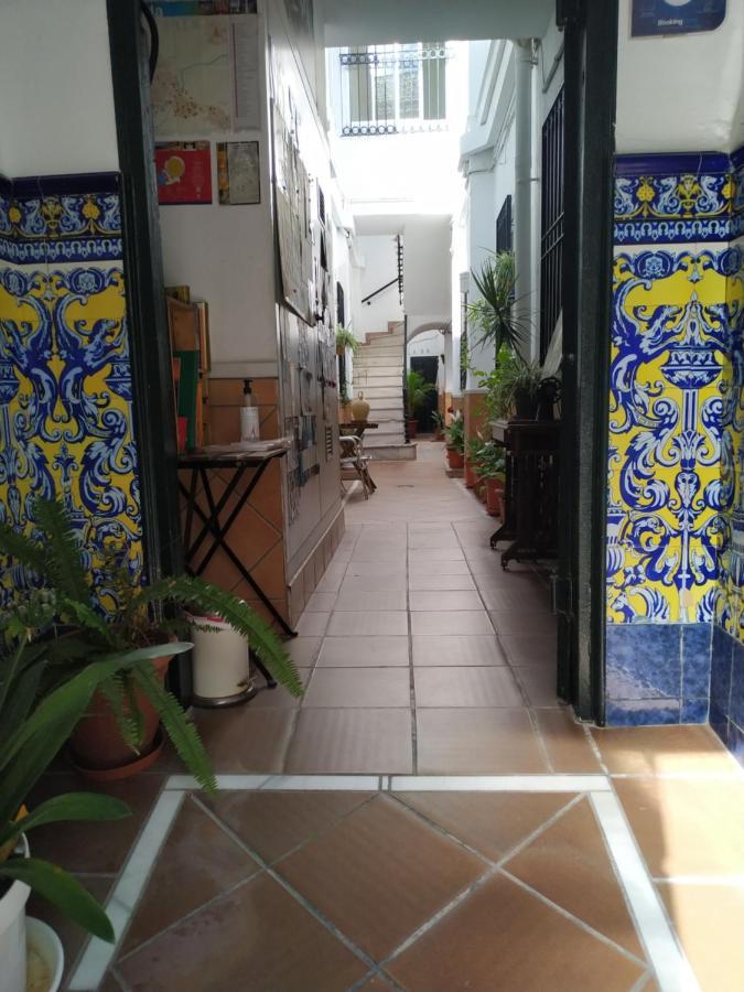 Apartamentos Fernando El Catolico Málaga Exteriör bild